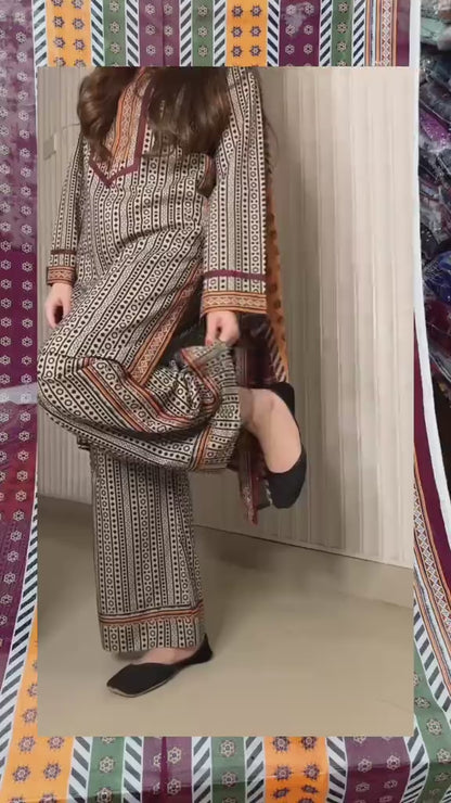 Classic Monochromatic Geometric Print with Signature Blue Duppata
